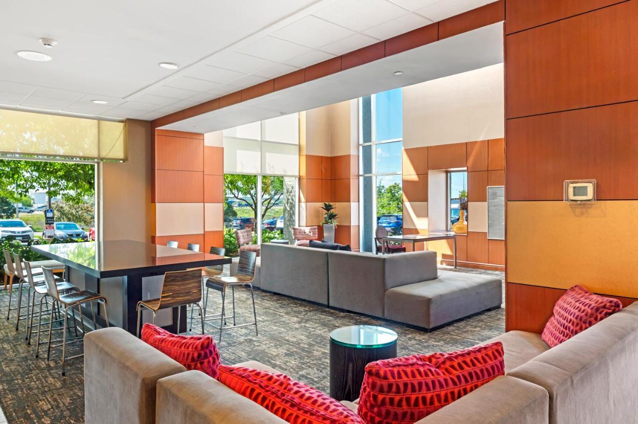 ดับเบิลทรี บาย ฮิลตัน โรสวิลล์ มินเนอาโพลิส Hotel ภายนอก รูปภาพ