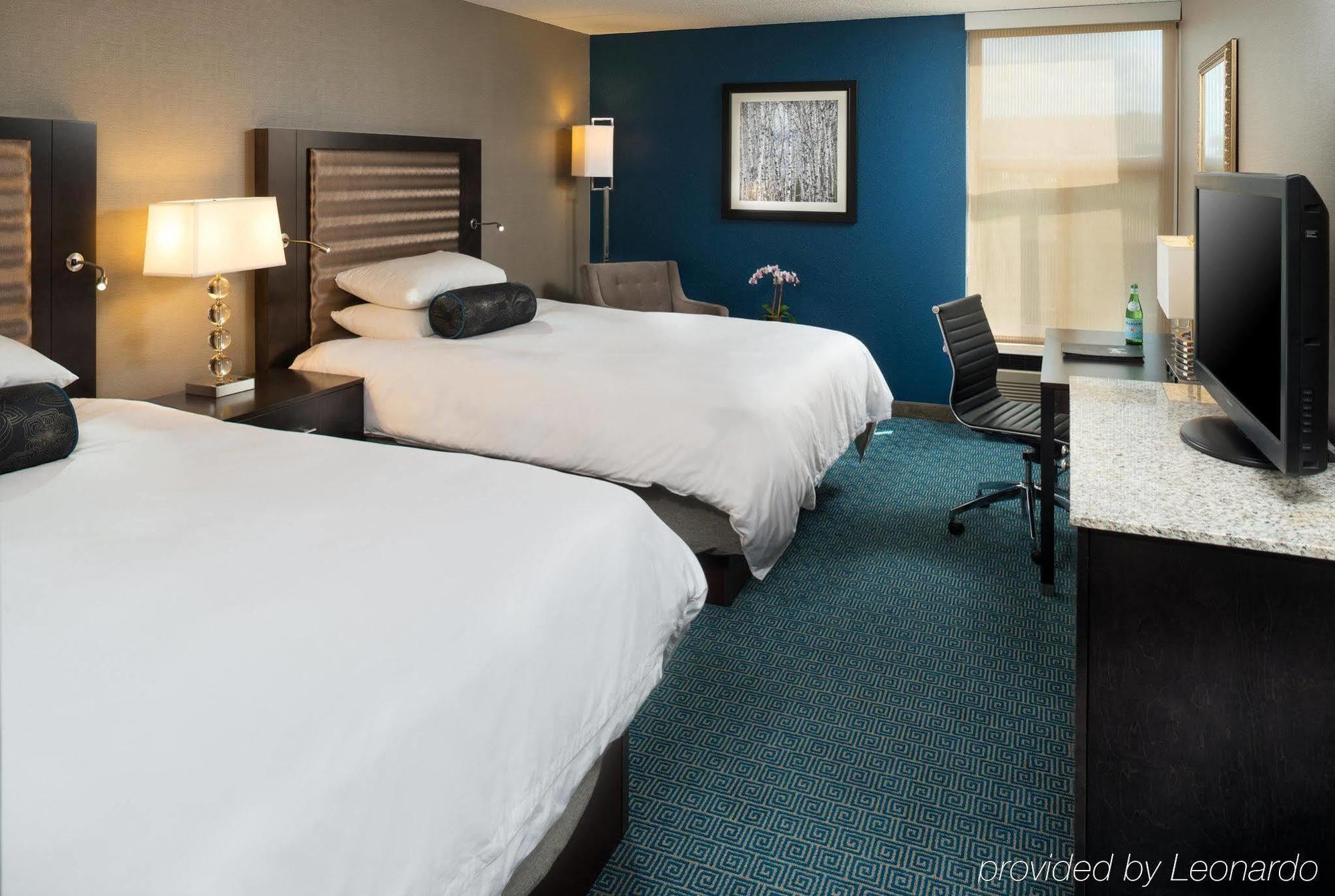 ดับเบิลทรี บาย ฮิลตัน โรสวิลล์ มินเนอาโพลิส Hotel ภายนอก รูปภาพ